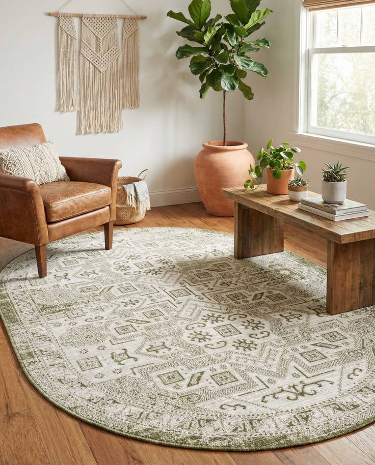 Detail image of 5' 3 x 8' Easy-Clean Aztec Indoor / Outdoor Oval Rug