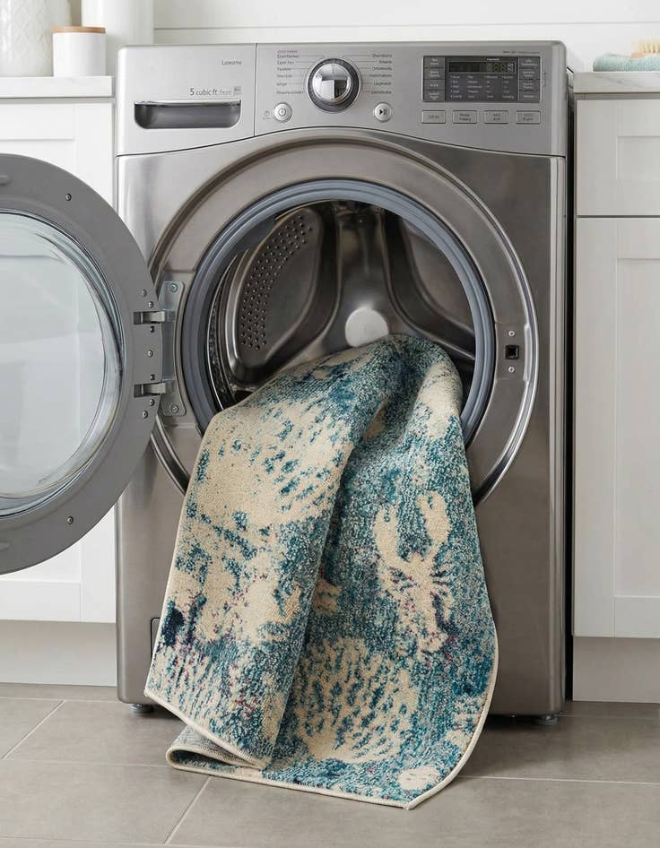 Detail image of 2' x 3'  Washable Capri Rug