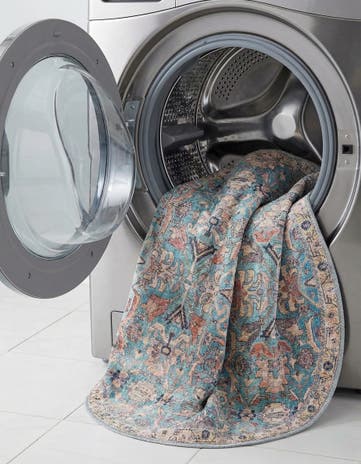 Blue Washable Nostalgia Round Rug
