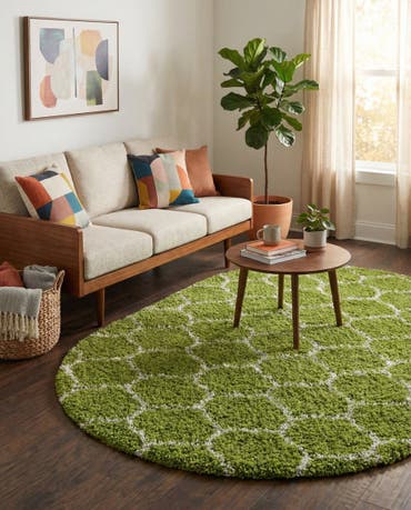  5' 3 x 8' Lattice Shag Oval Rug