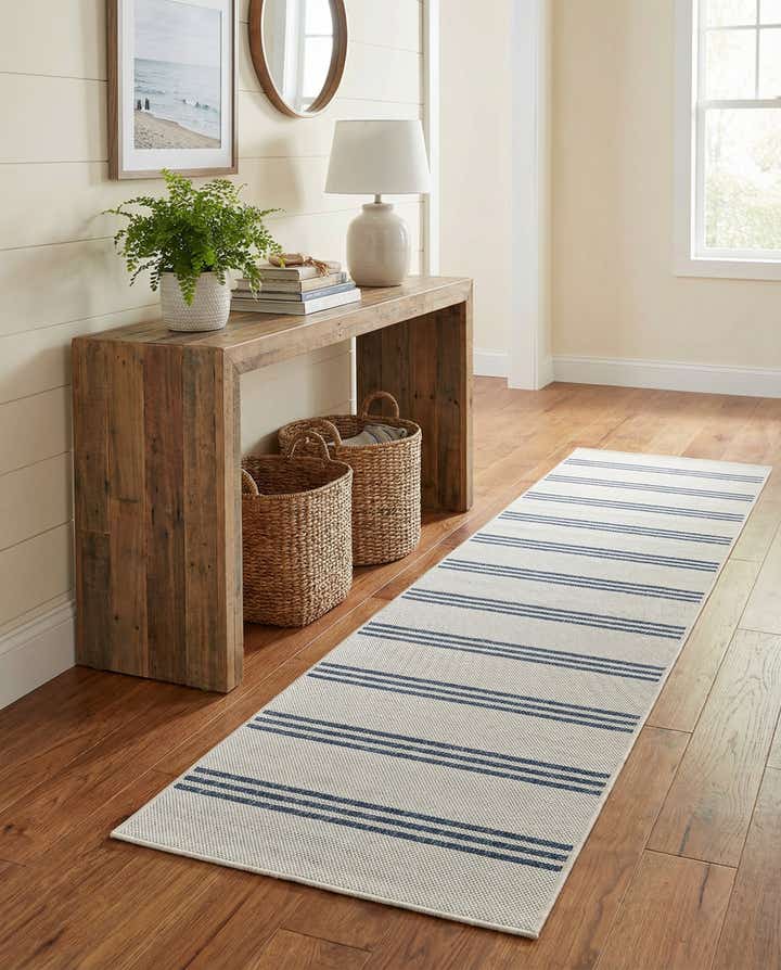 2' x 8' Easy-Clean Jill Zarin Anguilla Indoor / Outdoor Runner Rug