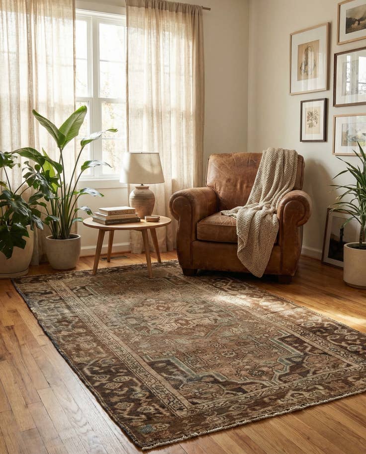 Detail image of 3' 9 x 6' 9 Hand Knotted Ultra Vintage Persian Wool Rug