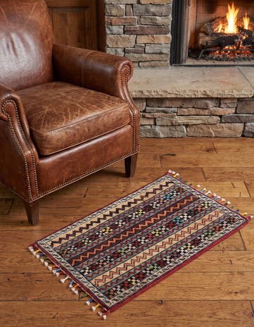1' 3 x 2' Hand Knotted Ziegler Rug