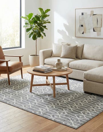7' x 10' Lattice Trellis Rug