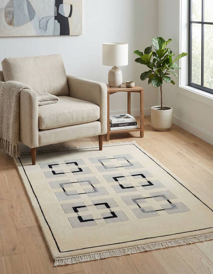 Detail image of 2' 11 x 5' Hand Knotted Darya Rug