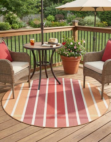 6' x 6' Easy-Clean Striped Indoor / Outdoor Round Rug