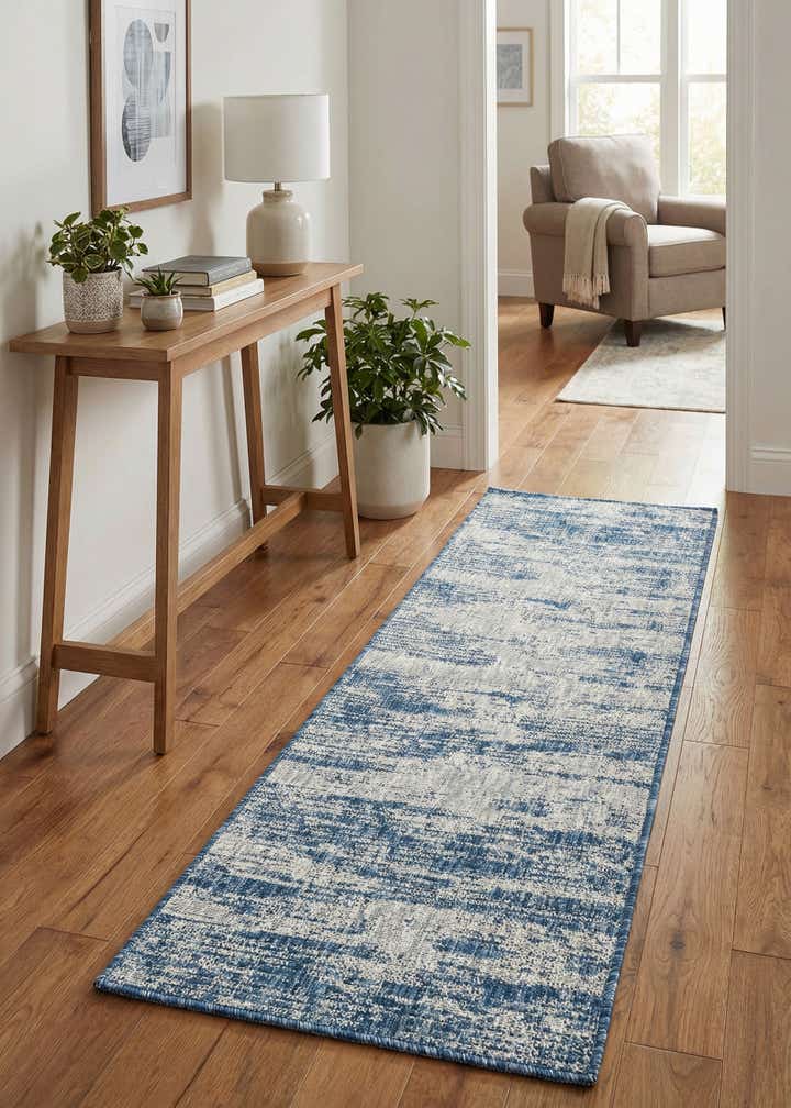 2' x 6' Easy-Clean Modern Indoor / Outdoor Runner Rug