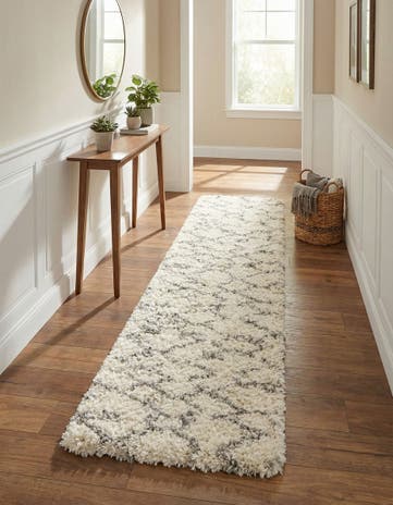 Pearl and Gray Infinity Shag Runner Rug