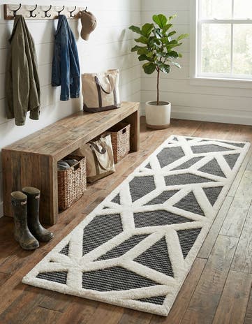 2' x 6' Prismatic Runner Rug