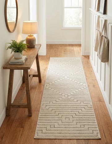White and Silver Vogue Geo Runner Rug