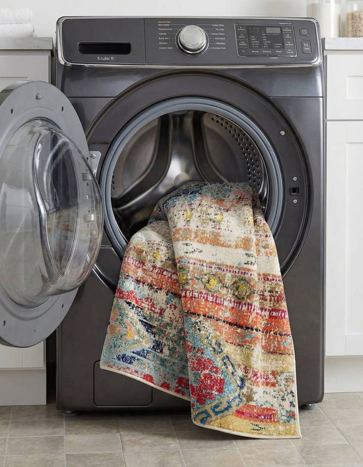 Detail image of 6' x 6'  Washable Santa Fe Square Rug