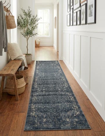 2' 7 x 13' Oregon Runner Rug