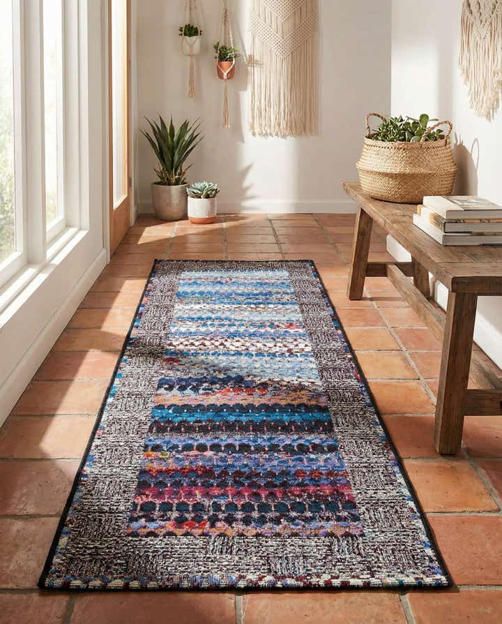 2' x 5' Easy-Clean Modern Indoor / Outdoor Runner Rug