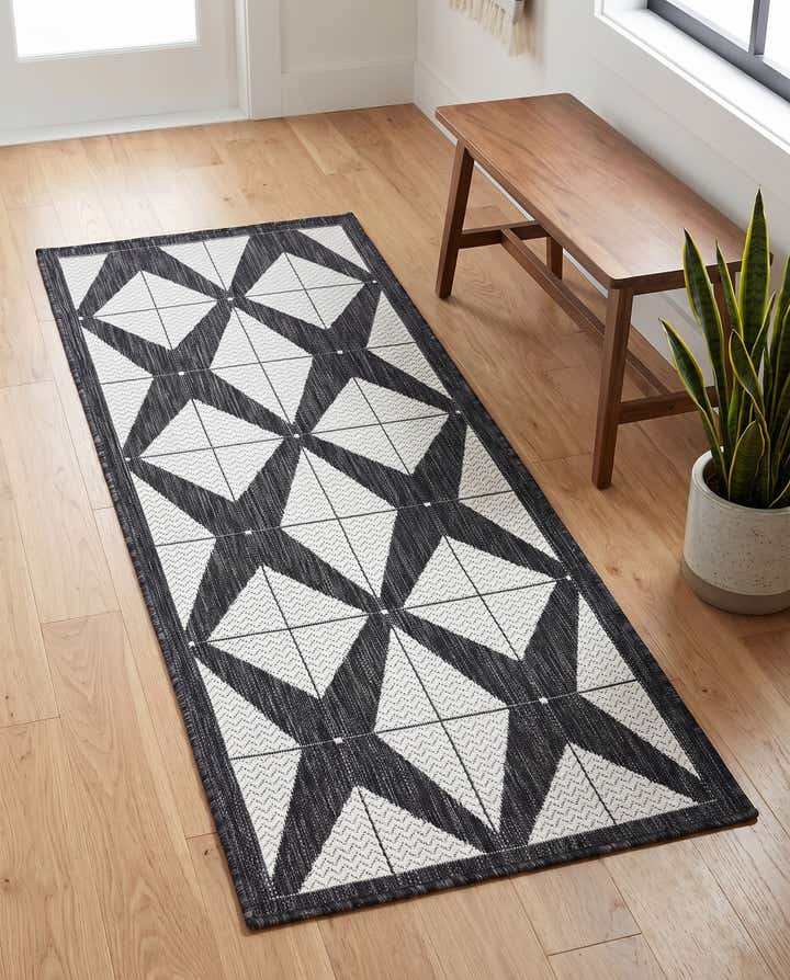 2' x 5' 3 Easy-Clean Modern Indoor / Outdoor Runner Rug