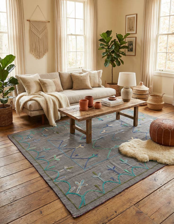 Detail image of 4' 7 x 6' 9 Hand Woven Kilim Suzani Wool Rug
