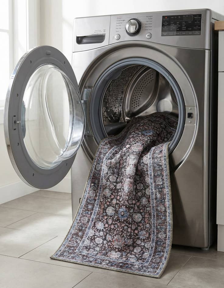 Detail image of 2' x 6' Yara Runner Rug