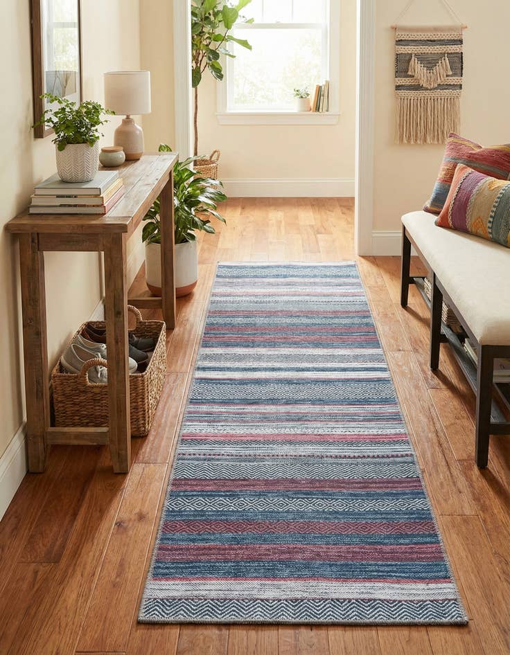 Detail image of 2' x 6'  Washable Yara Runner Rug