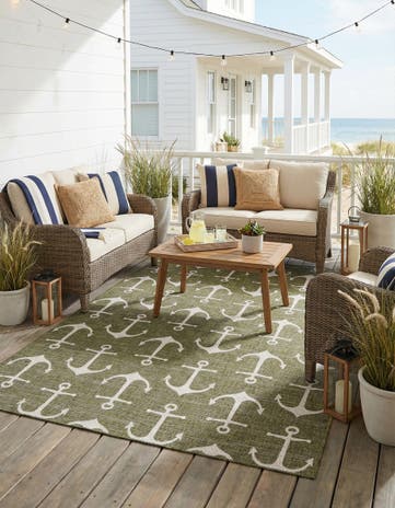 7' 10 x 11' Easy-Clean Coastal Indoor / Outdoor Rug