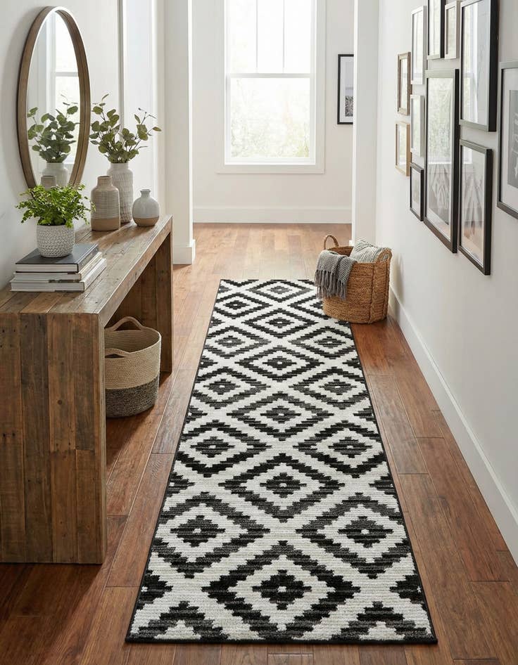 Detail image of 2' 7 x 10' Odyssey Runner Rug