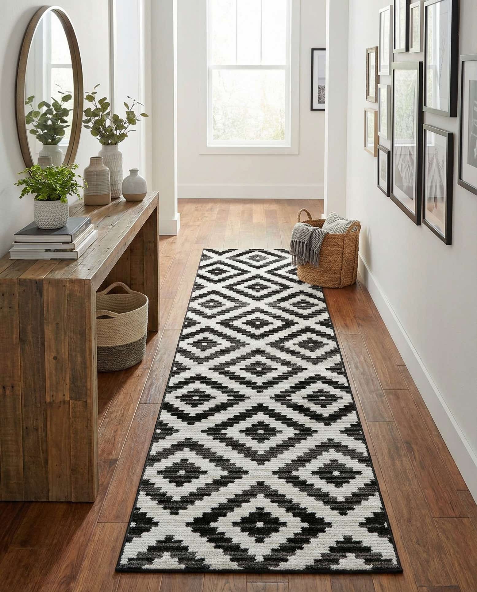 2' 7 x 10' Odyssey Runner Rug
