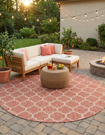 Rust Red Easy-Clean Lattice Indoor / Outdoor Round Rug