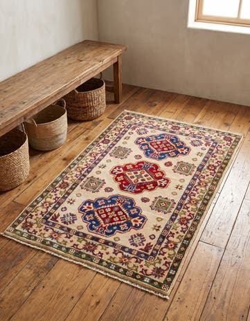 2' 8 x 4' Hand Knotted Kazak Rug