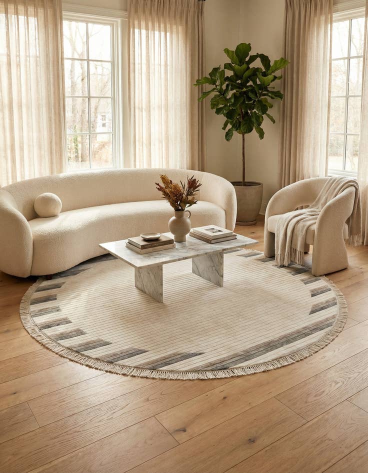 Detail image of  6' 5 x 6' 5  Hand Knotted Darya Wool Round Rug