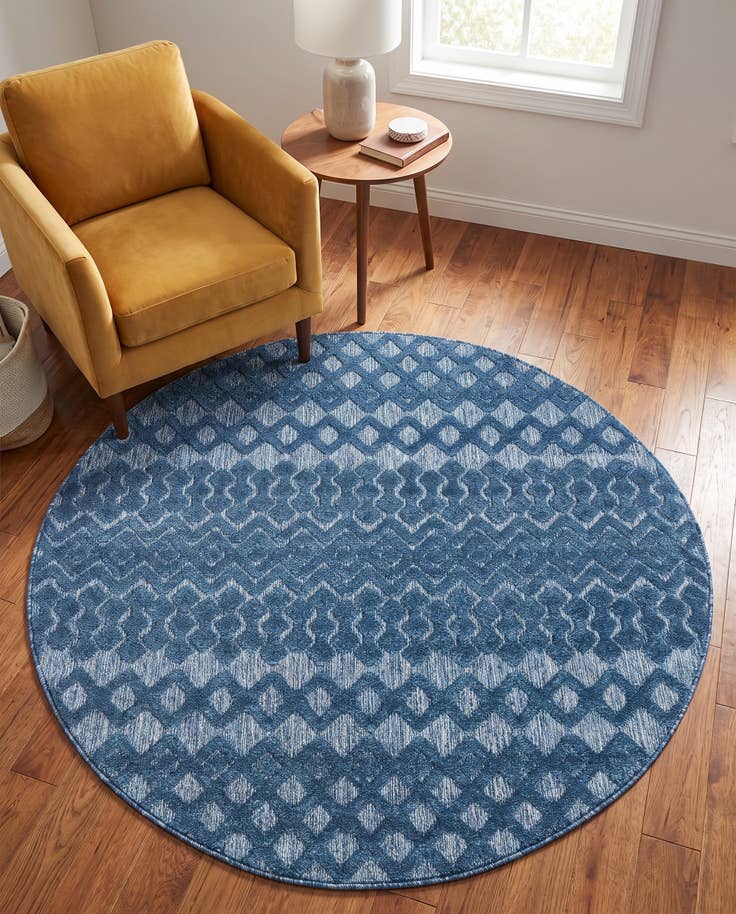 Detail image of 5' 3 x 5' 3 Easy-Clean Trellis Textured Indoor / Outdoor Round Rug