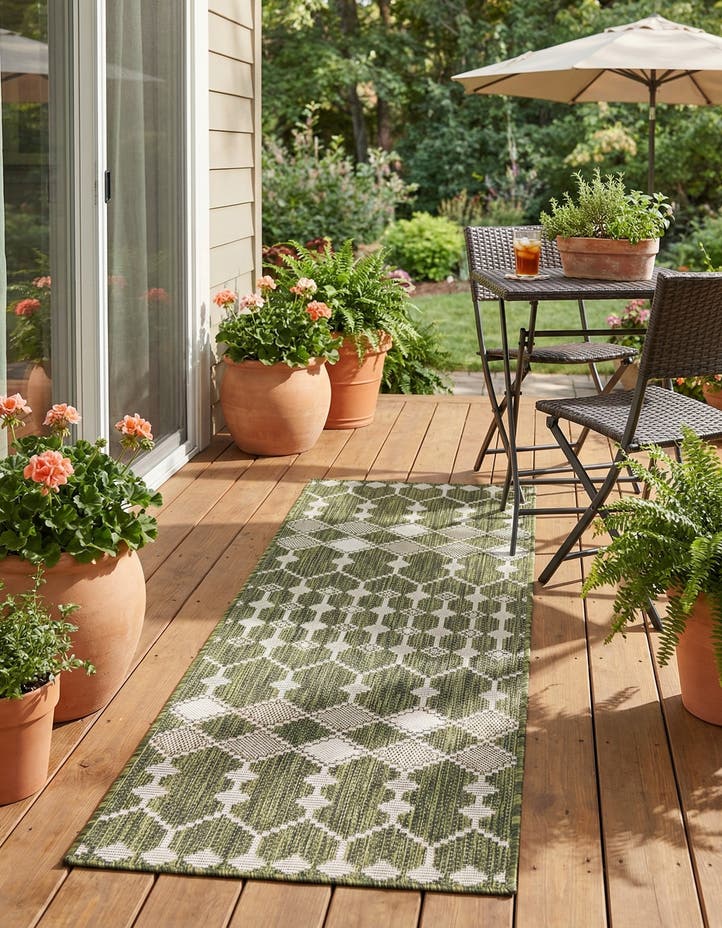 2' x 6' Easy-Clean Lattice Indoor / Outdoo...