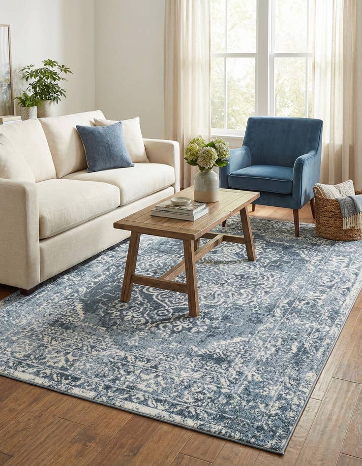 Detail image of  6' x 9' Oxford Rug