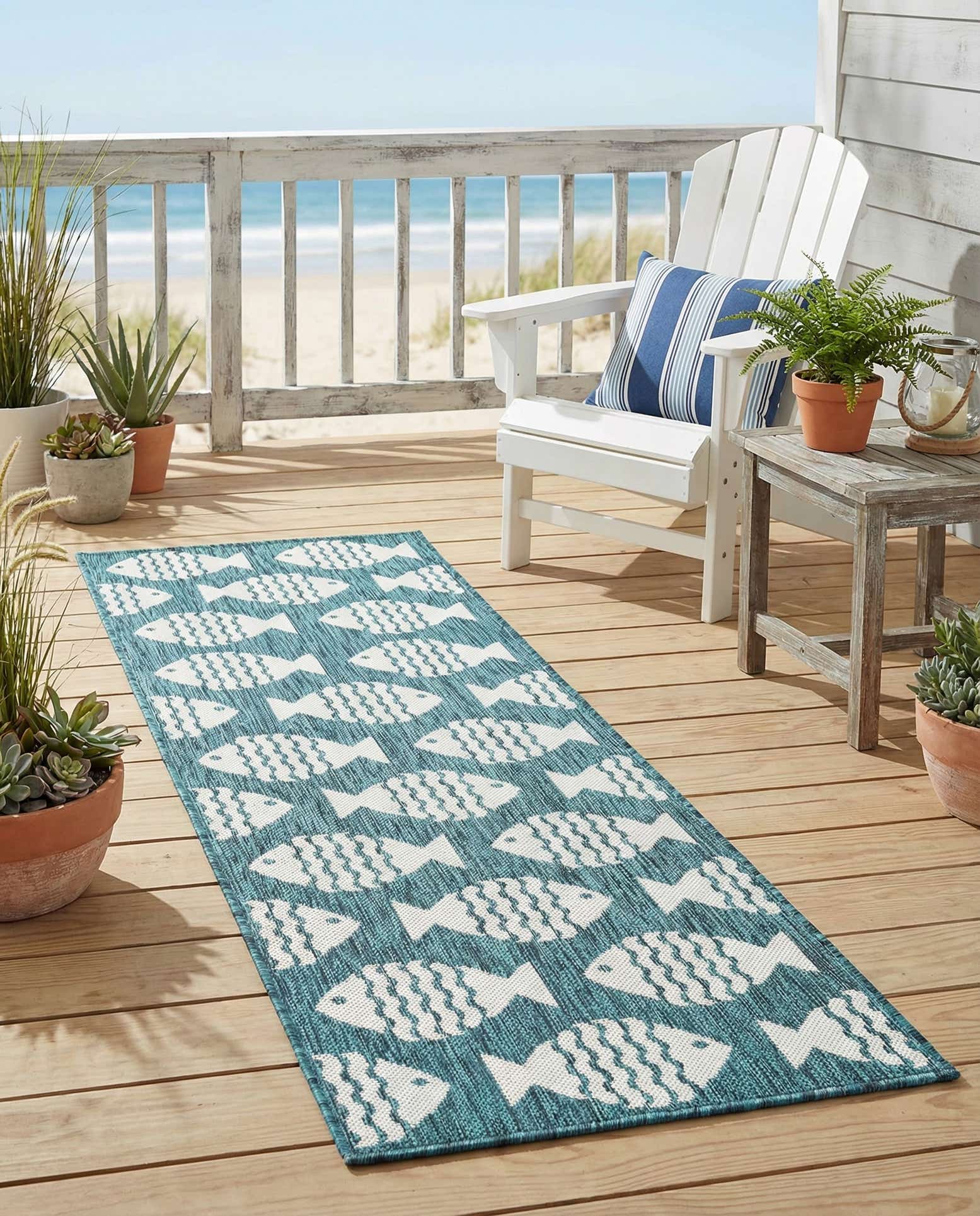 2' x 5' 3 Easy-Clean Coastal Indoor / Outdoor Runner Rug
