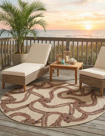 7' 10 x 7' 10 Easy-Clean Coastal Indoor / Outdoor Round Rug
