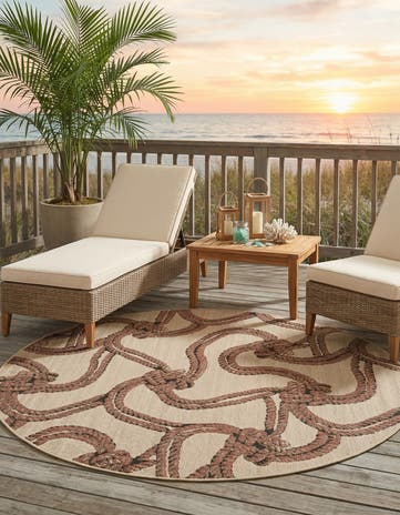 7' 10 x 7' 10 Easy-Clean Coastal Indoor / Outdoor Round Rug