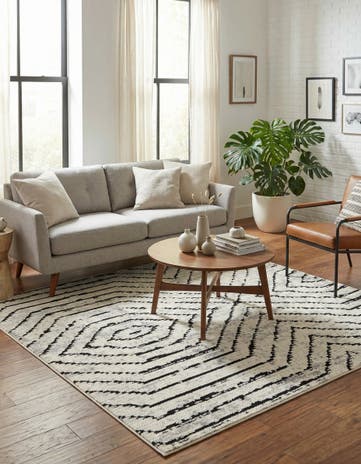Black and White Tagine Square Rug