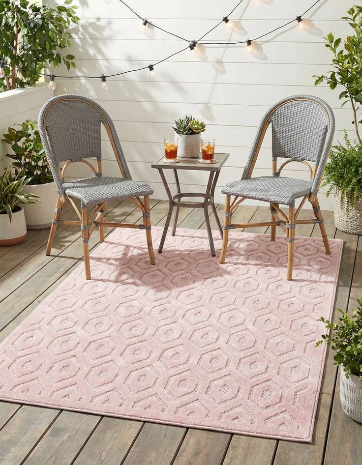 Detail image of 5' 3 x 8'  Washable Trellis Textured Indoor / Outdoor Rug