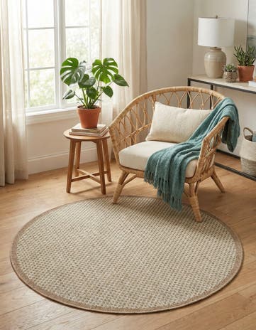 4' x 4' Easy-Clean Border Indoor / Outdoor Round Rug