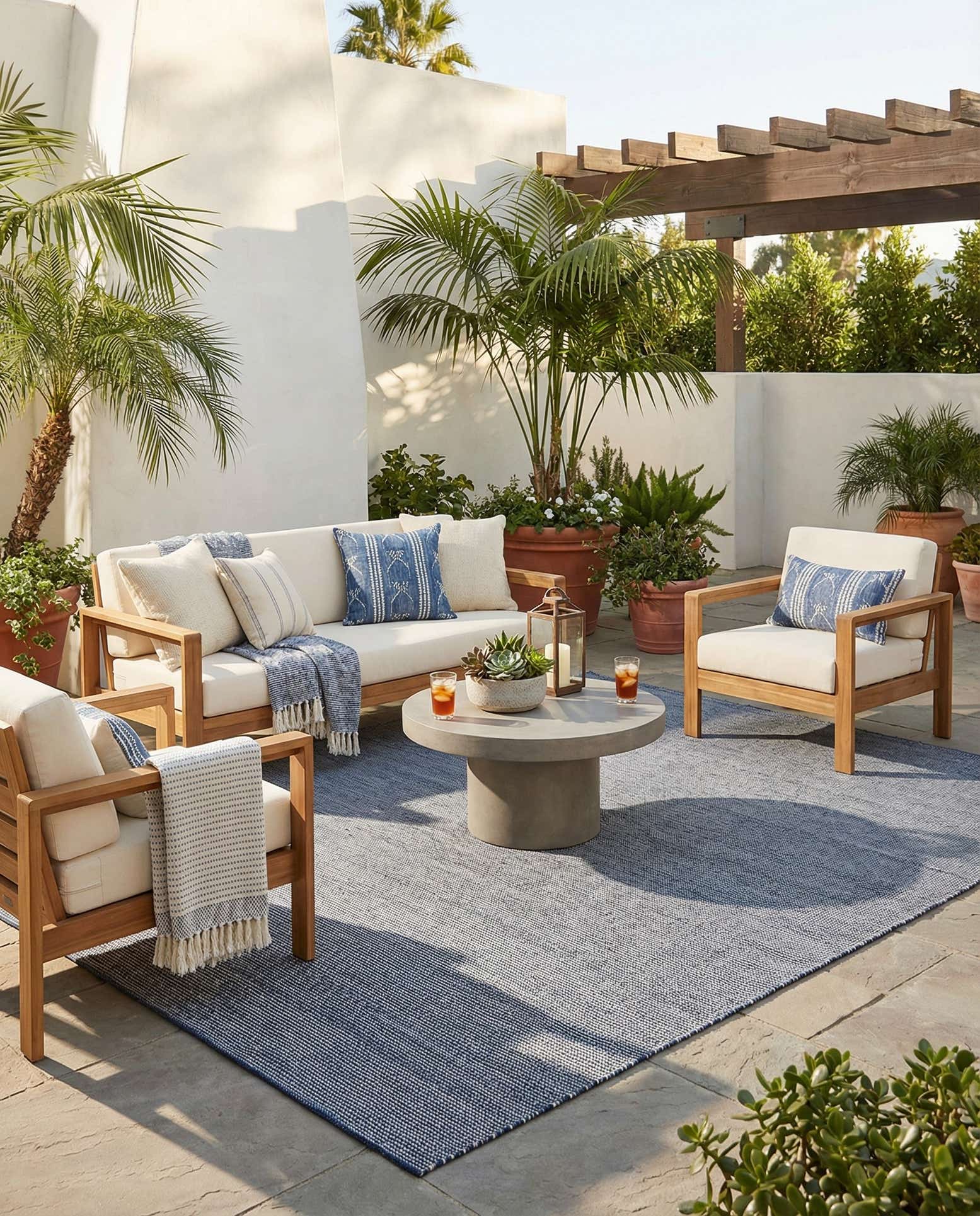 9' x 12' Easy-Clean Jill Zarin Palm Springs Indoor / Outdoor Rug