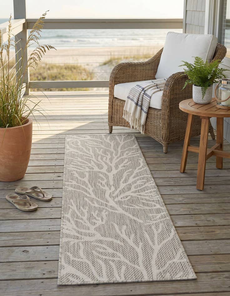 Detail image of 2' x 6'  Washable Coastal Indoor / Outdoor Runner Rug