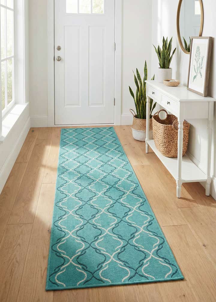 2' x 8' Easy-Clean Trellis Indoor / Outdoor Runner Rug