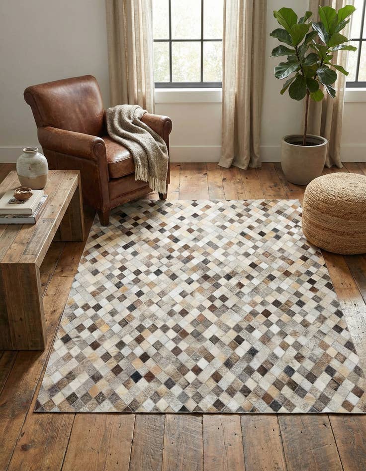 Detail image of  4' x 6' Cowhide Stocks Rug