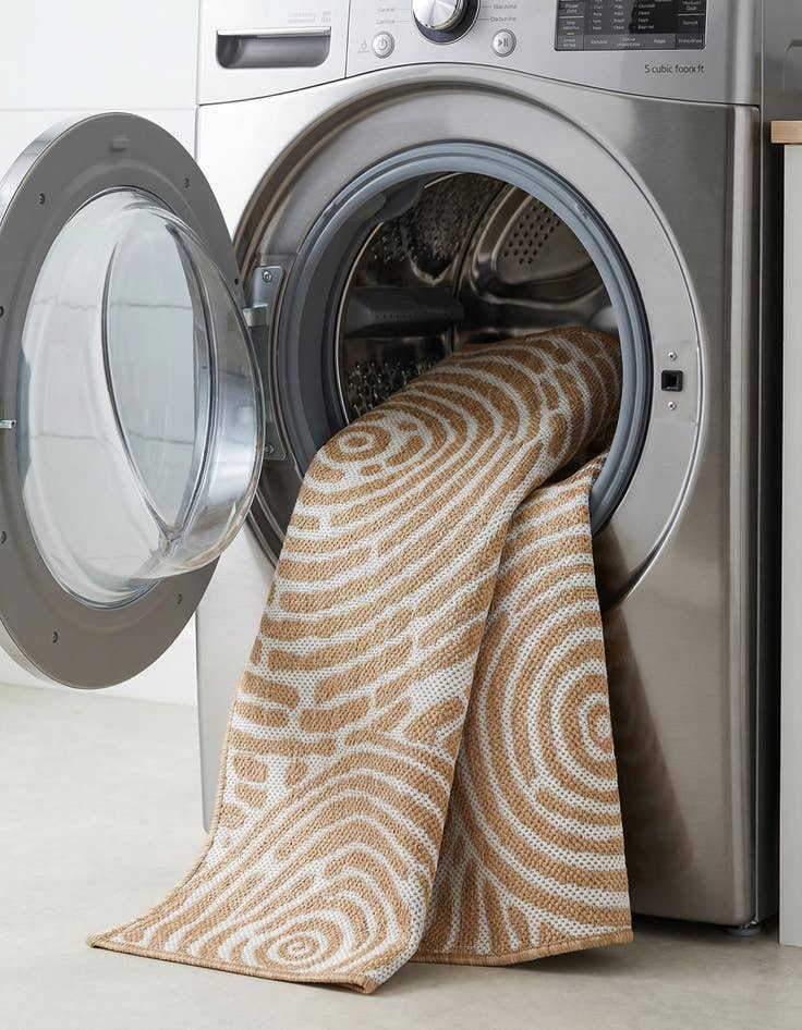 Detail image of  2' x 3'  Washable Modern Indoor / Outdoor Rug