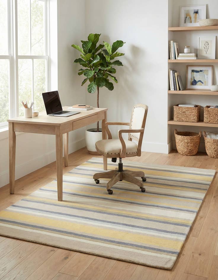 Detail image of  4' x 5' 8 Luna Wool Rug