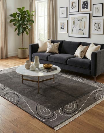 5' 6 x 7' 10 Hand Knotted Darya Wool Rug