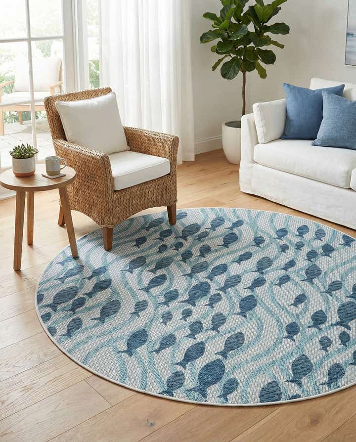5' 3 x 5' 3 Easy-Clean Coastal Indoor / Outdoor Round Rug