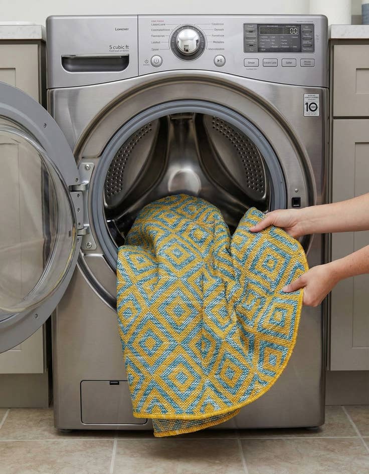 Detail image of 3' x 3'  Washable Jill Zarin Costa Rica Indoor / Outdoor Round Rug