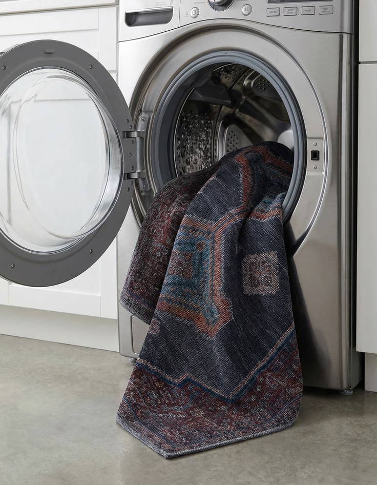 Detail image of 4' x 6'  Washable Sisu Rug