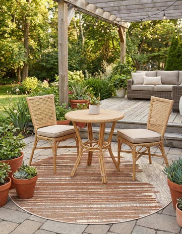 4' x 4' Easy-Clean Modern Indoor / Outdoor Round Rug