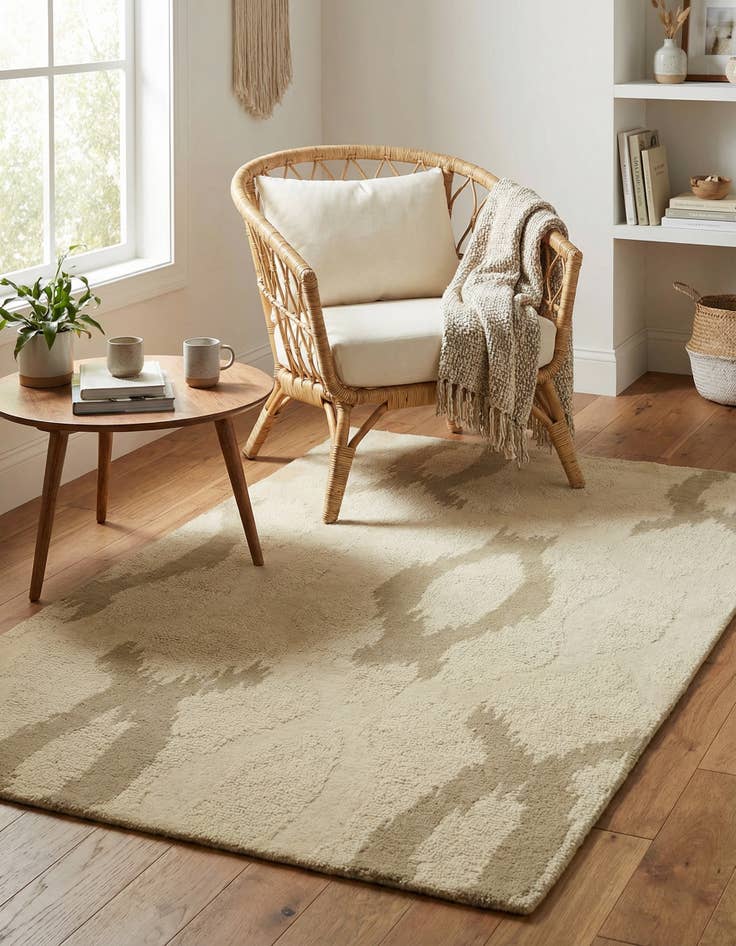 Detail image of 3' x 5' Luna Wool Rug