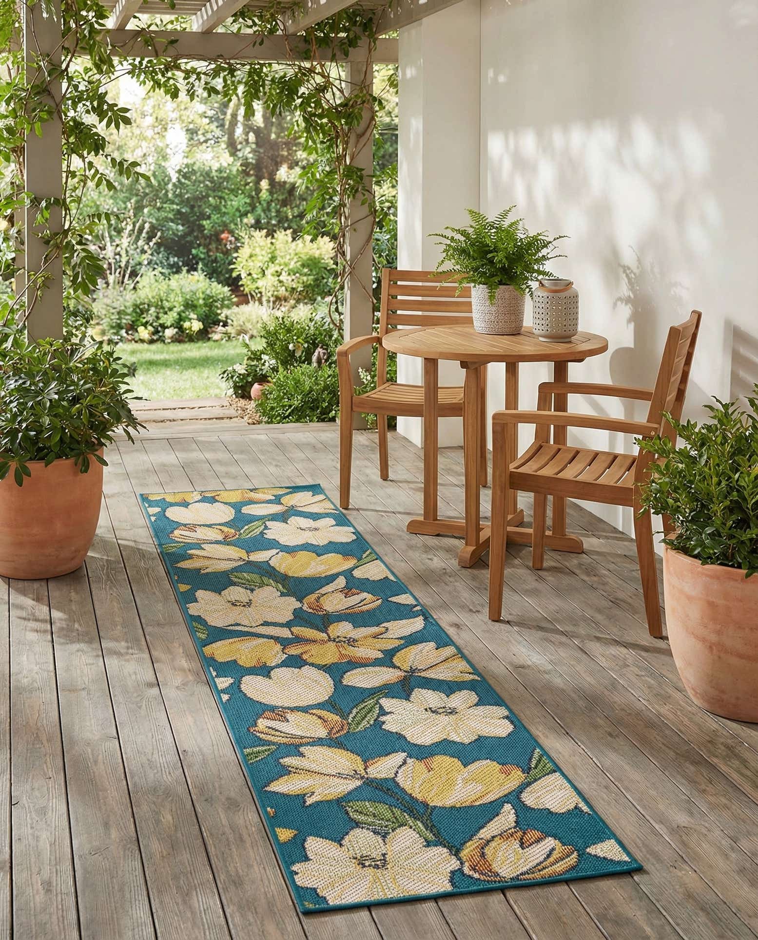 2' 7 x 10' Easy-Clean Baja Indoor / Outdoor Runner Rug