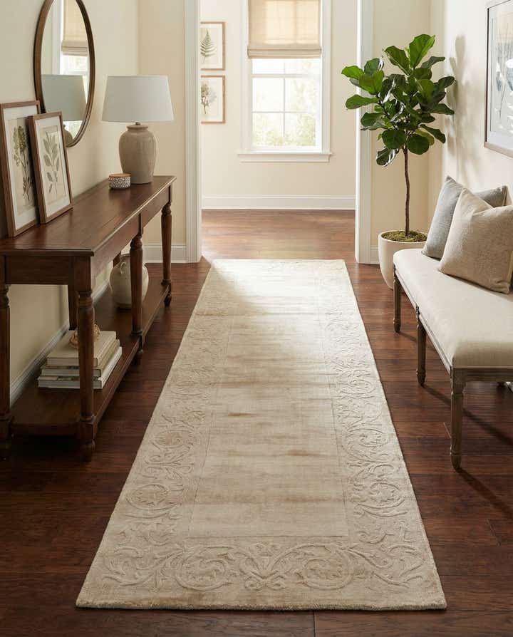 2' 7 x 9' 9 Hand Knotted Darya Wool Runner Rug